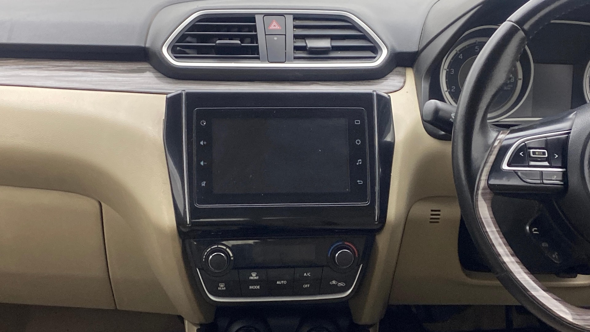 View 2022 Maruti Suzuki 1000 Base Variant Image 17 Used 2022 Maruti Suzuki 1000 Base Variant Image 17
