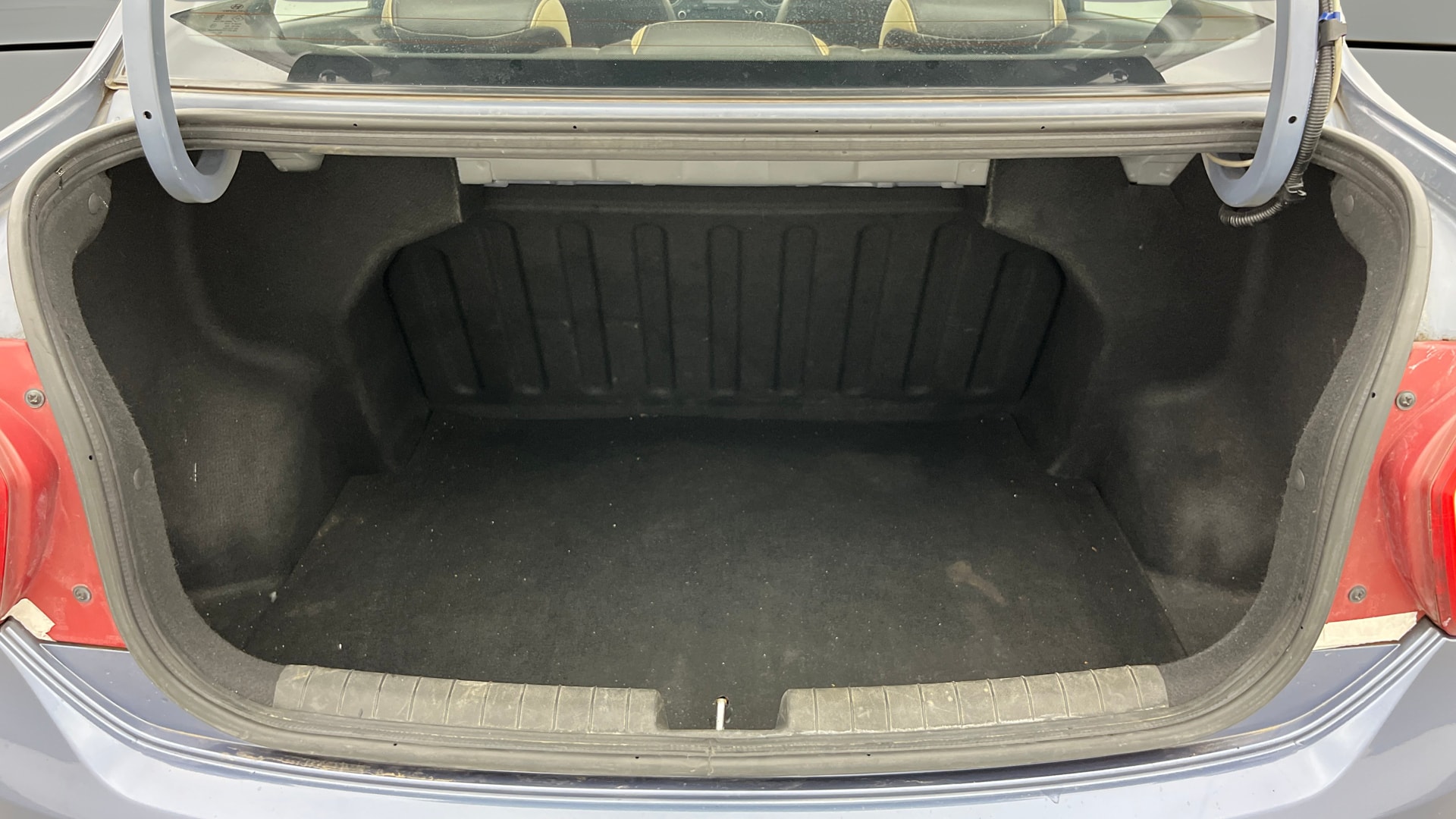View 2014 Hyundai Xcent SX Petrol Image 37 Used 2014 Hyundai Xcent SX Petrol Image 37