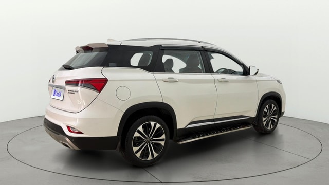 View MG Hector Plus Image 48 Used MG Hector Plus Image 48