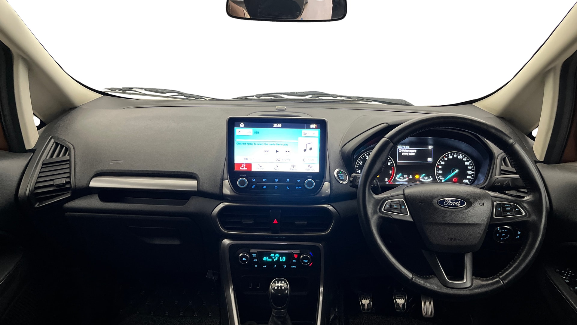 View 2019 Ford EcoSport 1.5 TDCi Diesel Ambiente BS IV Image 15 Used 2019 Ford EcoSport 1.5 TDCi Diesel Ambiente BS IV Image 15