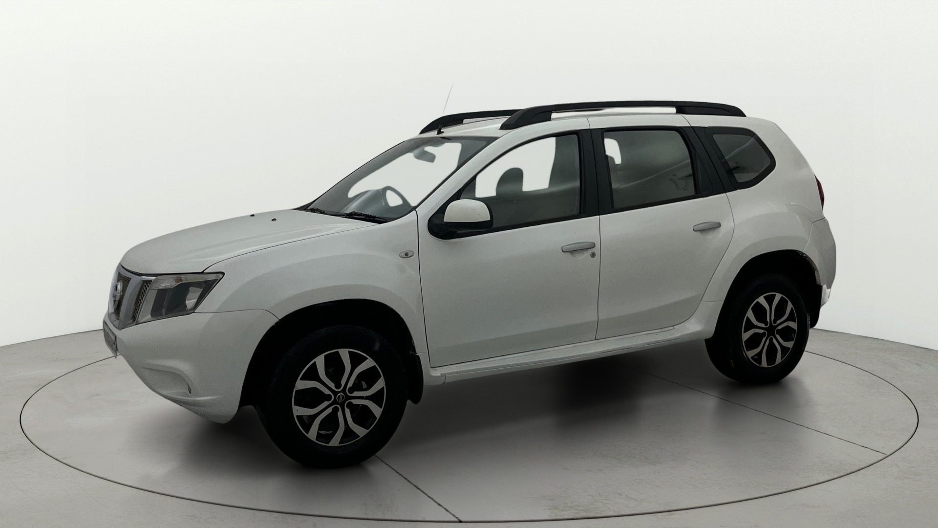 View 2015 Nissan Terrano XL D (O) Image 35 Used 2015 Nissan Terrano XL D (O) Image 35