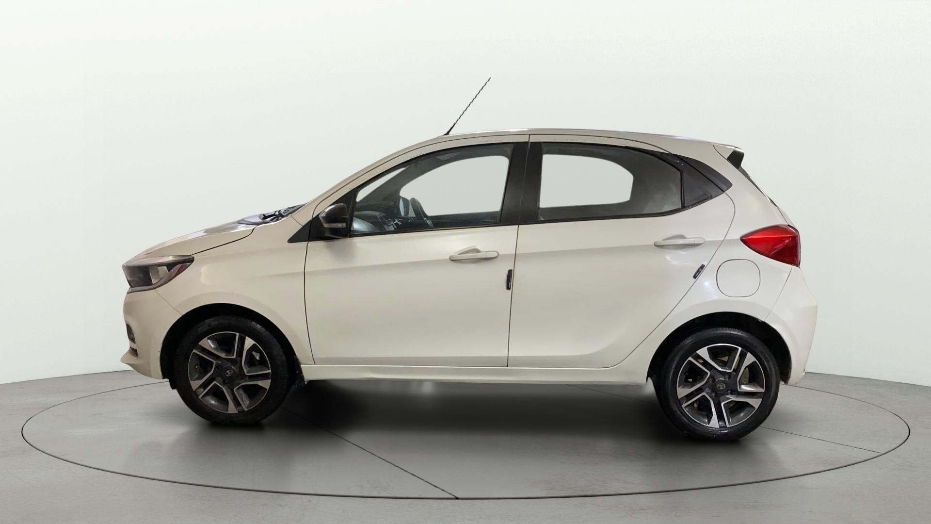 Used 2021 Tata Tiago Used 2021 Tata Tiago