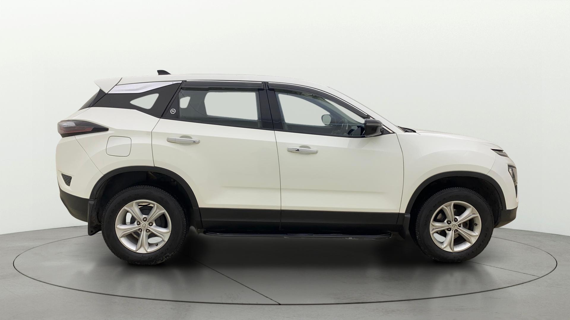View 2023 Tata Harrier XE Image 28 Used 2023 Tata Harrier XE Image 28