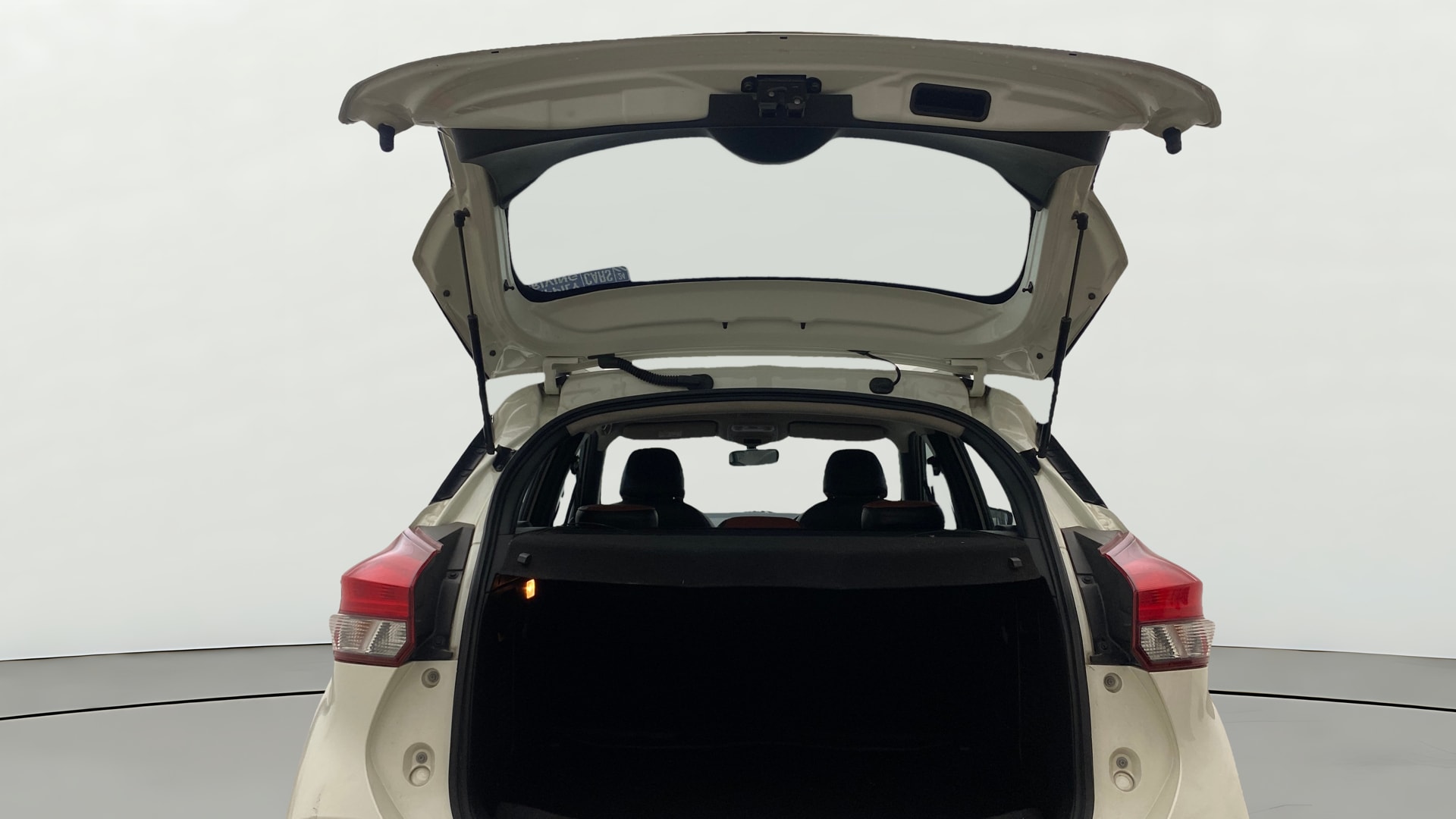 Used 2021 Nissan Kicks Used 2021 Nissan Kicks