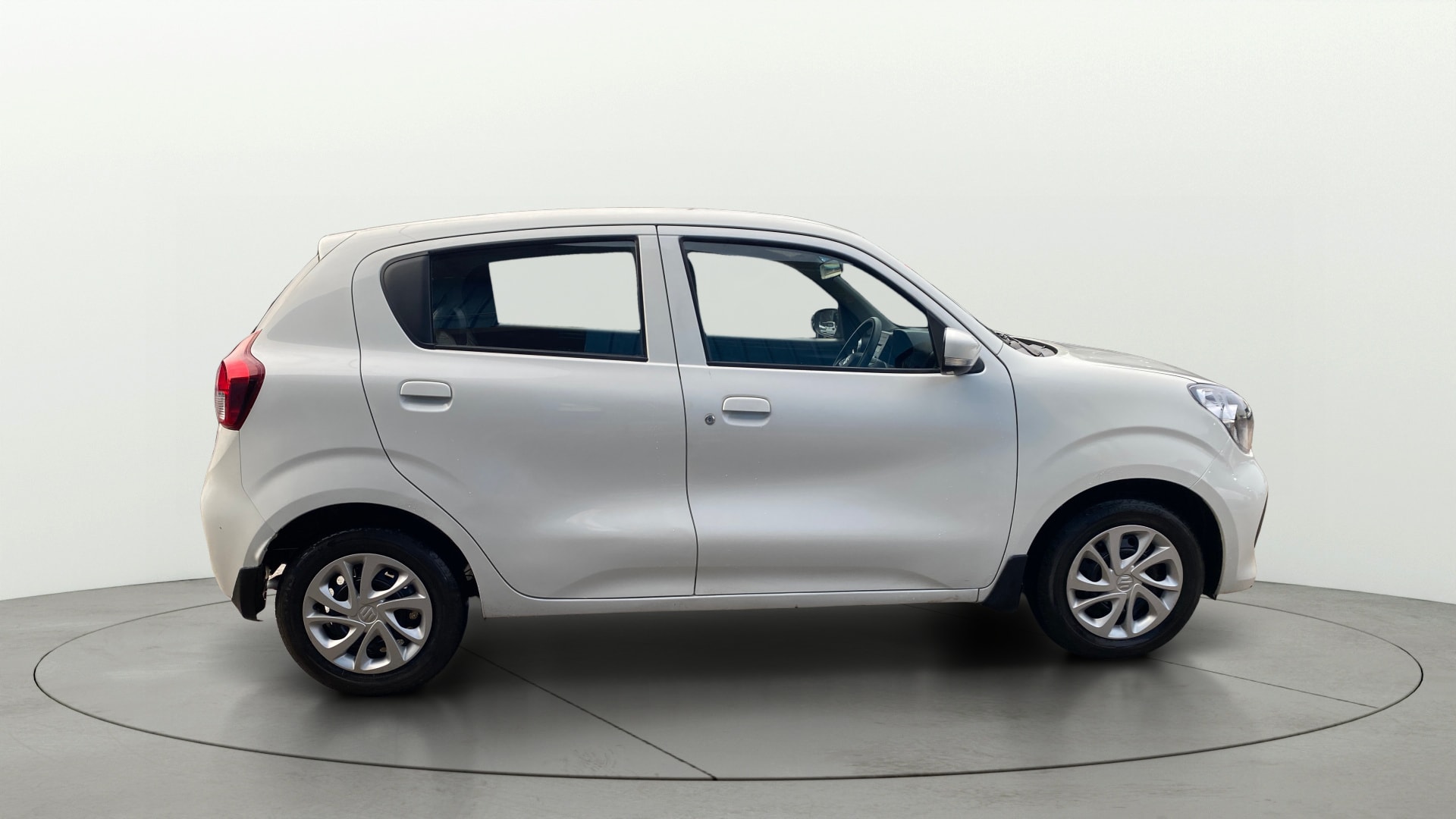View 2021 Maruti Suzuki 1000 Base Variant Image 8 Used 2021 Maruti Suzuki 1000 Base Variant Image 8