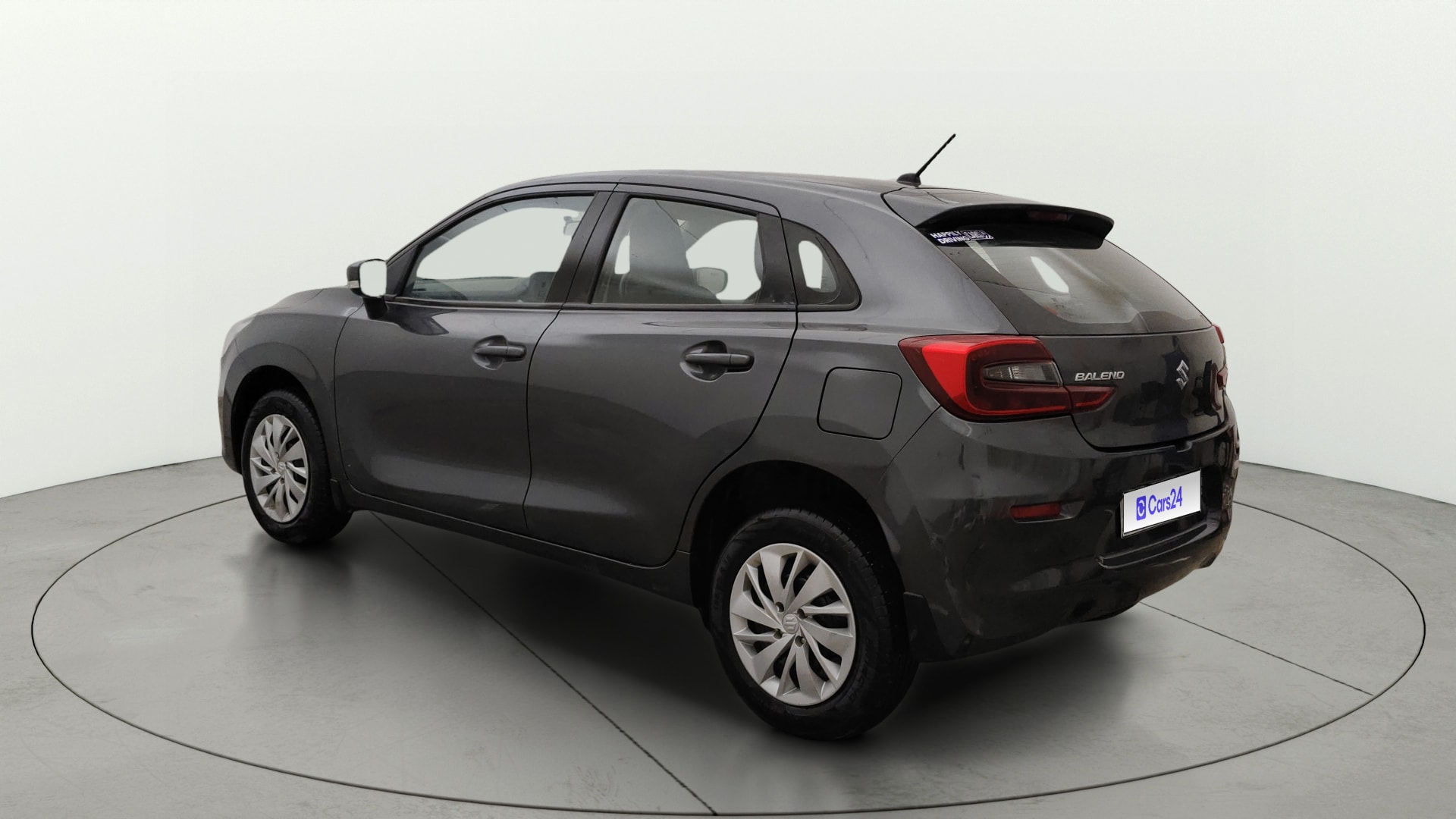 View 2022 Maruti Suzuki 1000 Base Variant Image 2 Used 2022 Maruti Suzuki 1000 Base Variant Image 2