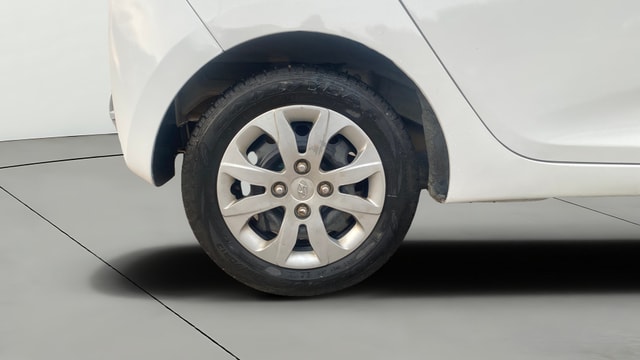 View Hyundai EON Image 23 Used Hyundai EON Image 23