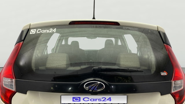 View Mahindra Marazzo Image 4 Used Mahindra Marazzo Image 4