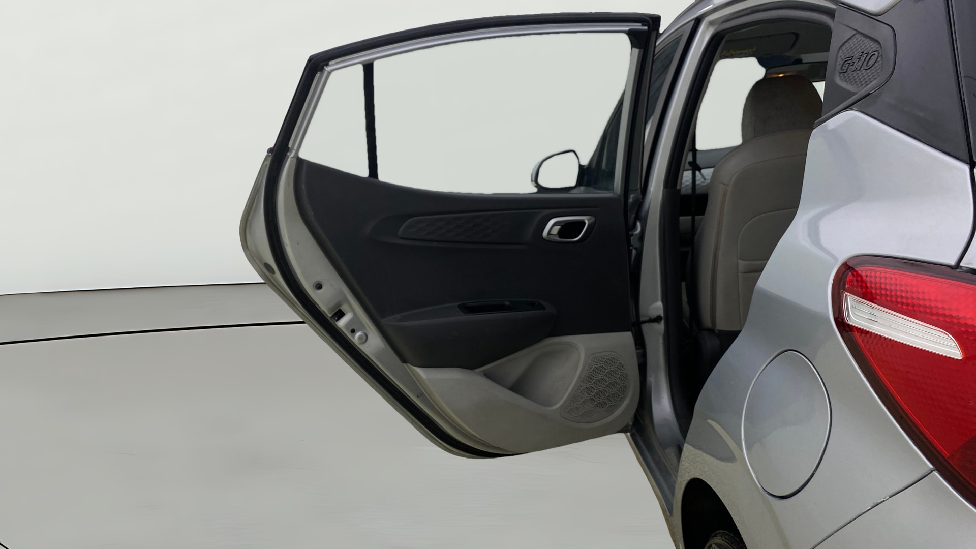 View 2020 Hyundai Grand i10 Nios Sportz Petrol AMT Image 14 Used 2020 Hyundai Grand i10 Nios Sportz Petrol AMT Image 14