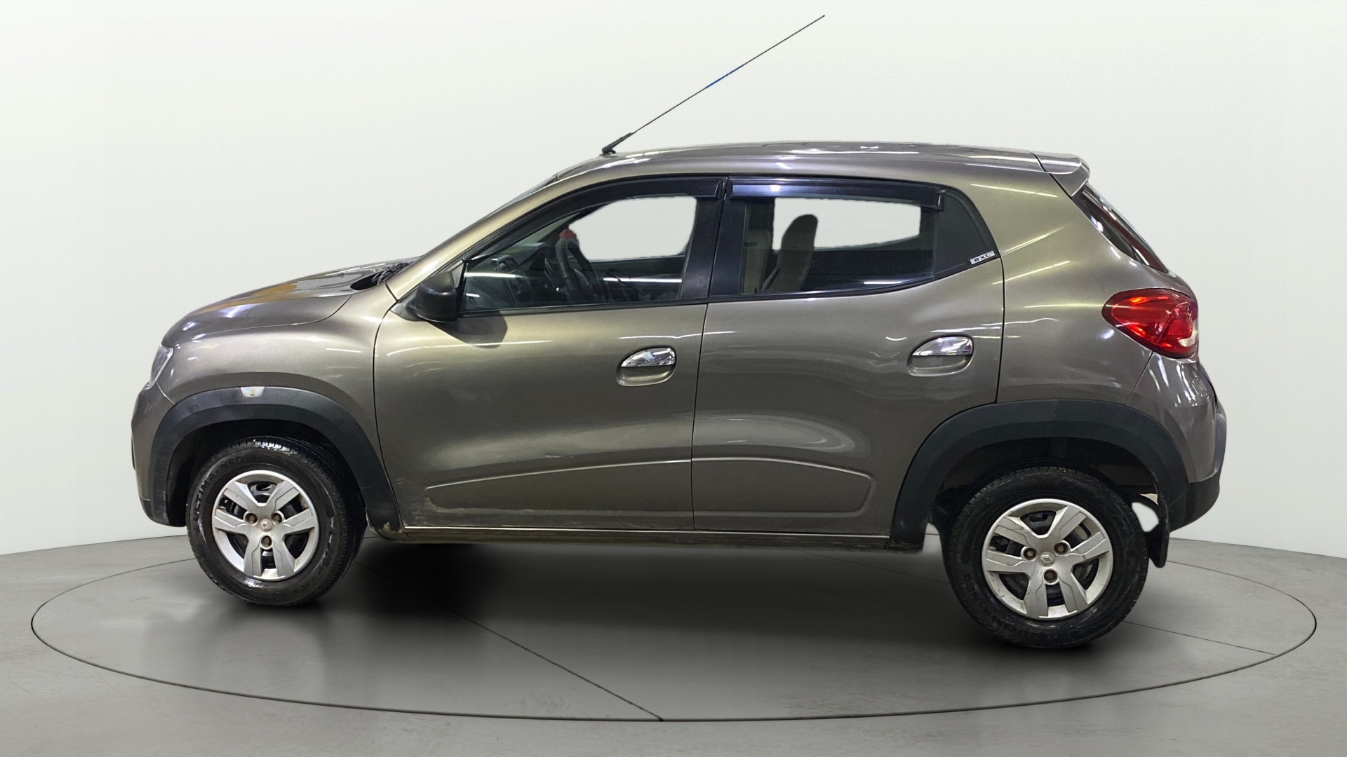 View 2019 Renault Kwid RXL Image 24 Used 2019 Renault Kwid RXL Image 24