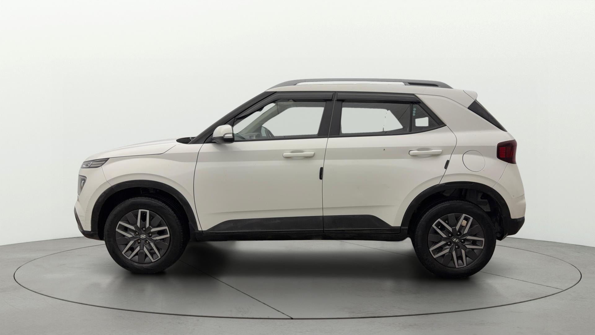 Used 2021 Hyundai Venue Used 2021 Hyundai Venue
