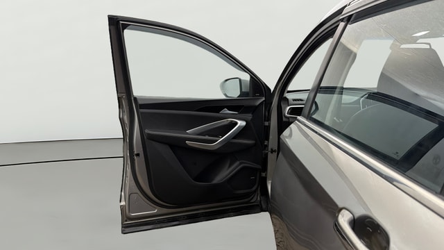 View MG Hector Image 33 Used MG Hector Image 33