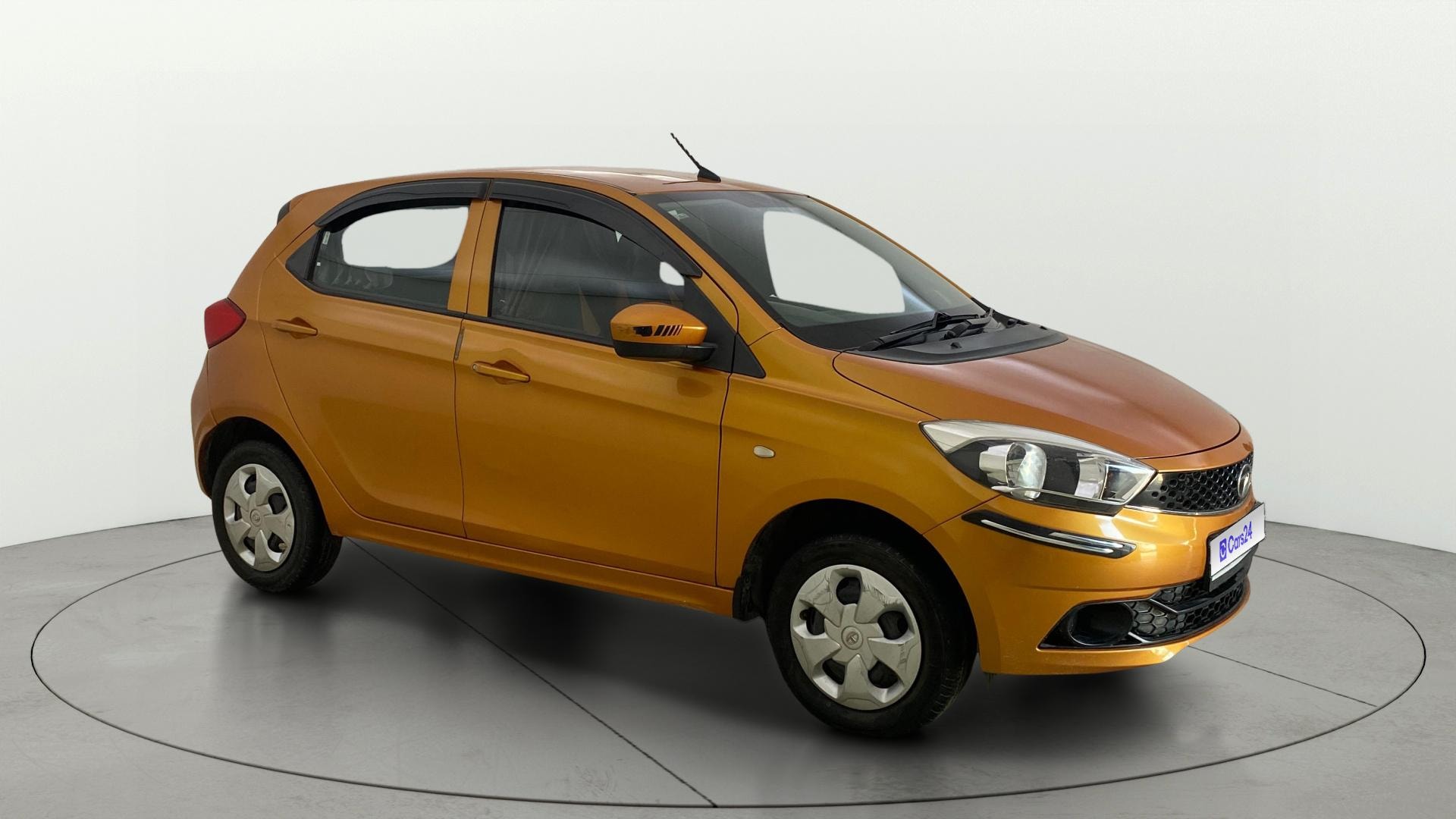 View 2018 Tata Tiago Revotorq XB Image 21 Used 2018 Tata Tiago Revotorq XB Image 21