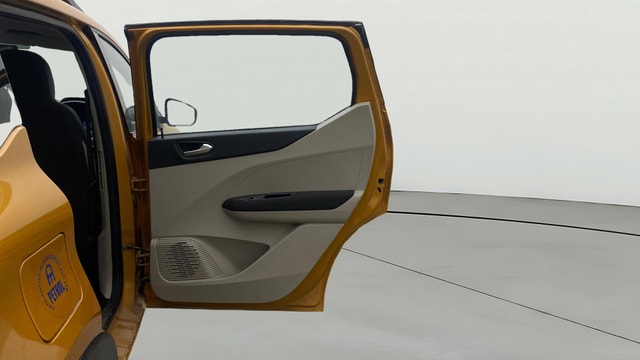 View Renault Triber Image 7 Used Renault Triber Image 7
