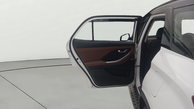 View Hyundai Alcazar Image 16 Used Hyundai Alcazar Image 16