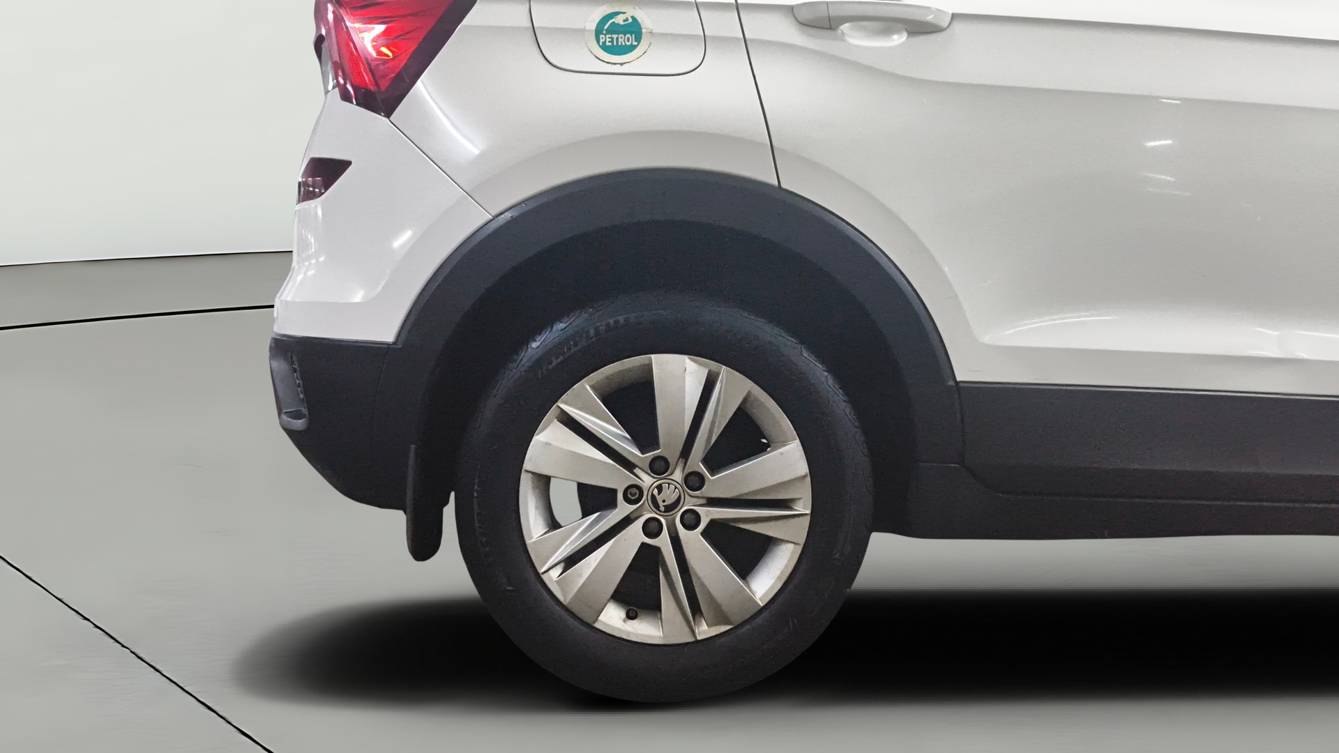 View 2021 Skoda Kushaq Ambition 1.0 TSI AT Image 25 Used 2021 Skoda Kushaq Ambition 1.0 TSI AT Image 25