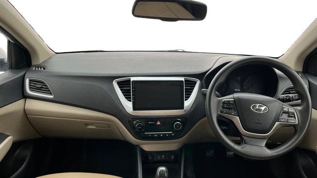 View Hyundai Verna Image 16 Used Hyundai Verna Image 16
