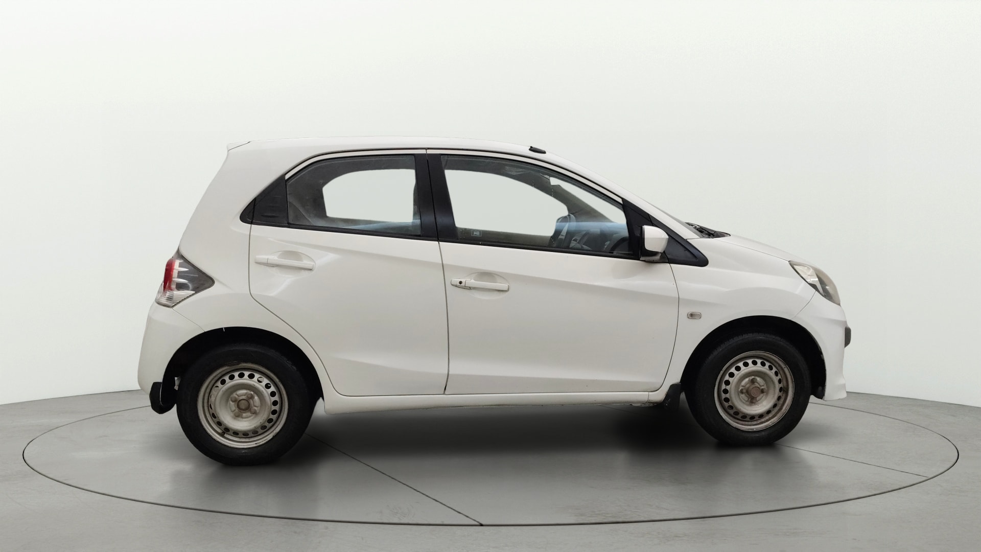 View 2013 Honda Brio EX MT Image 8 Used 2013 Honda Brio EX MT Image 8