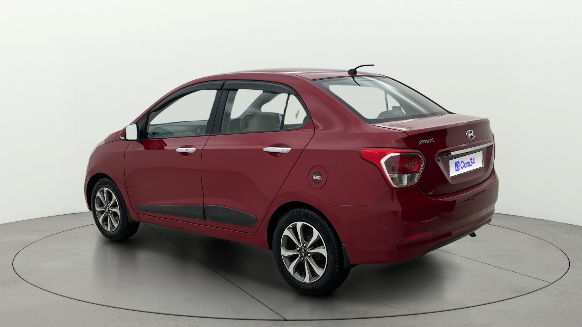 View 2014 Hyundai Xcent SX Petrol (O) Image 2 Used 2014 Hyundai Xcent SX Petrol (O) Image 2