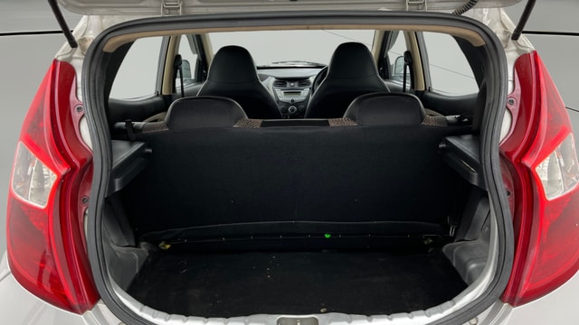 View Hyundai EON Image 36 Used Hyundai EON Image 36
