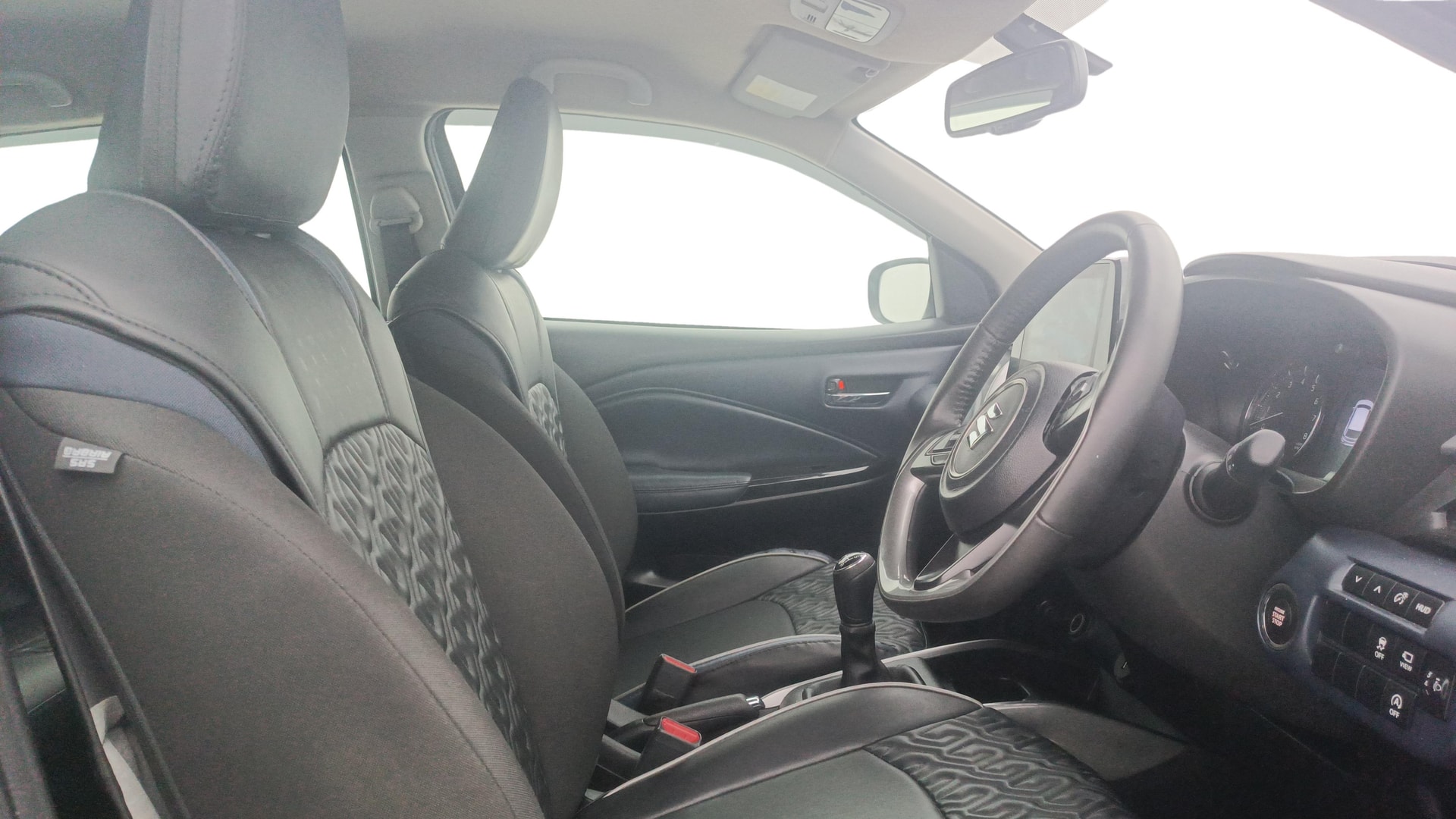 View 2022 Maruti Suzuki 1000 Base Variant Image 18 Used 2022 Maruti Suzuki 1000 Base Variant Image 18