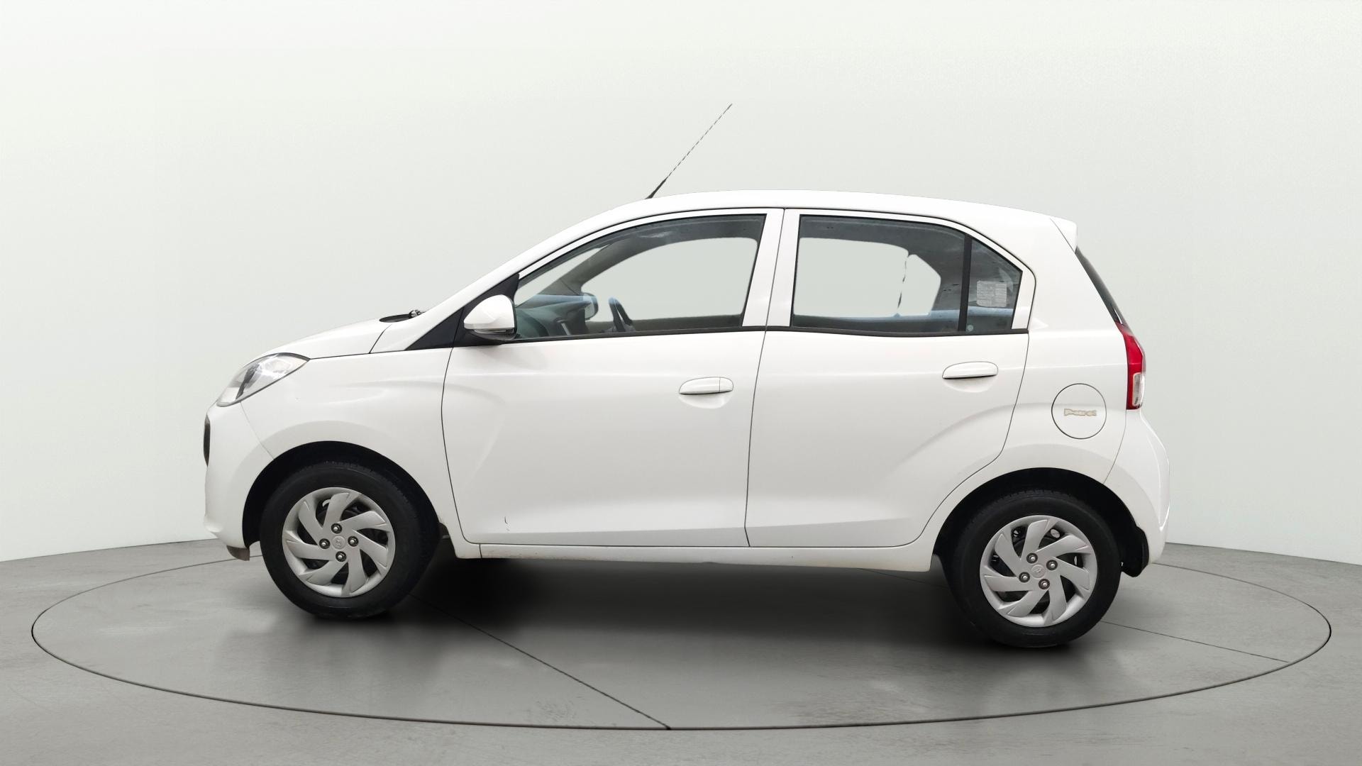 View 2021 Hyundai New Santro D-Lite Petrol Image 5 Used 2021 Hyundai New Santro D-Lite Petrol Image 5