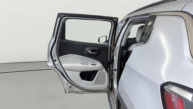 View Jeep Compass Image 22 Used Jeep Compass Image 22