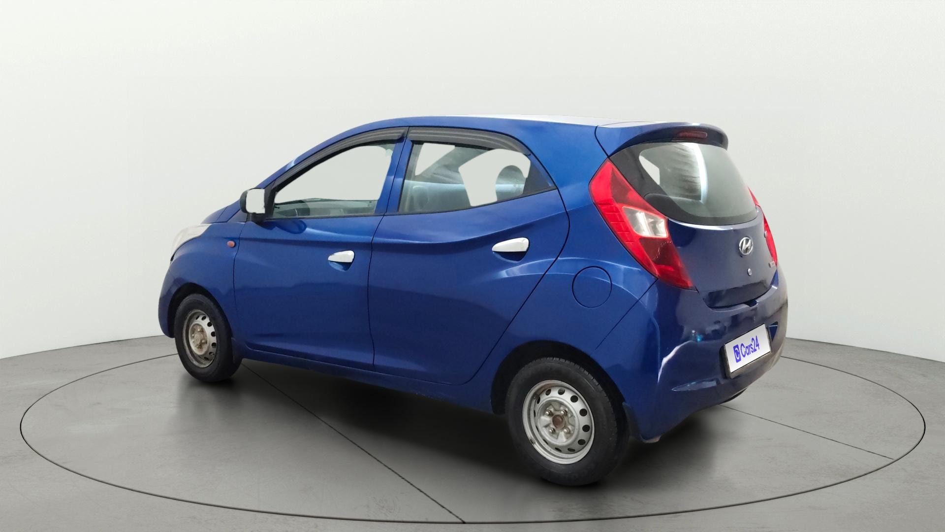 View 2013 Hyundai EON Era Plus Image 2 Used 2013 Hyundai EON Era Plus Image 2