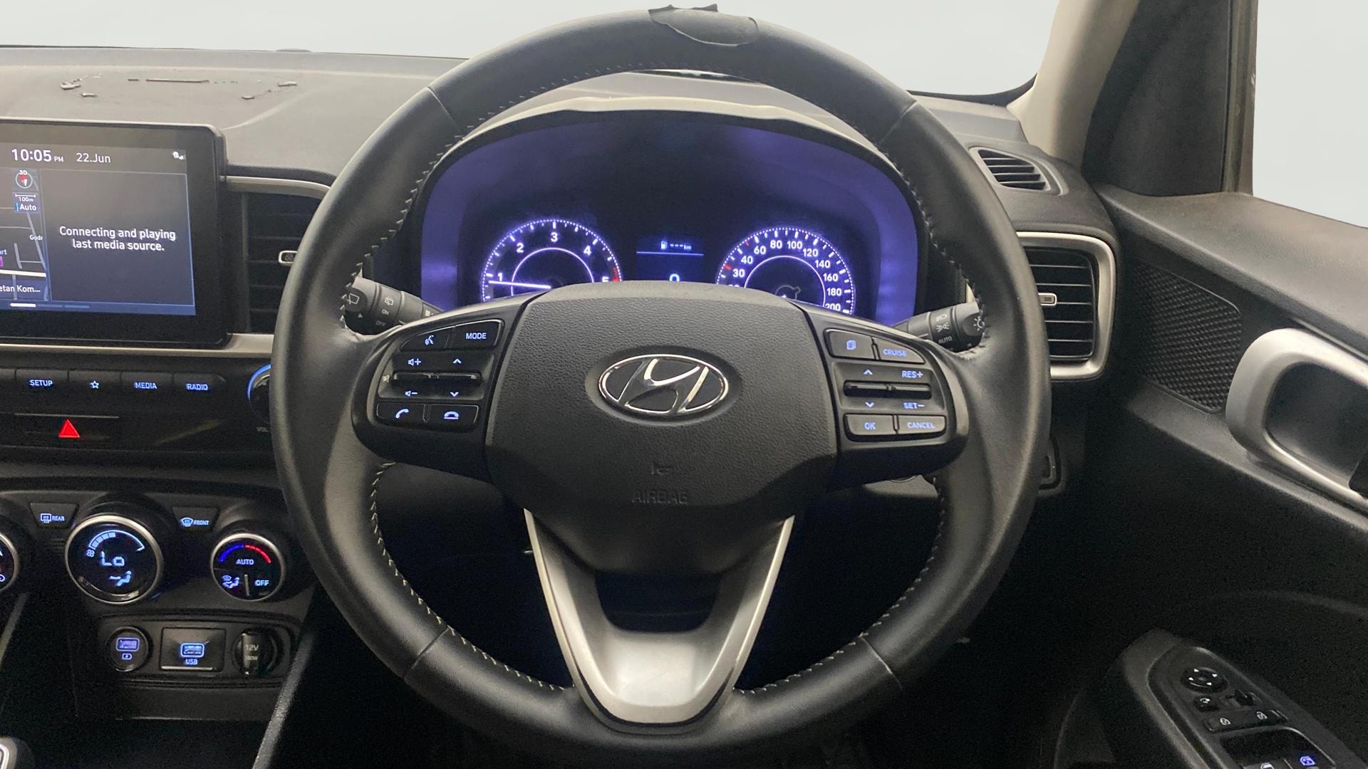 View 2019 Hyundai Venue E 1.2 Petrol BS IV Image 21 Used 2019 Hyundai Venue E 1.2 Petrol BS IV Image 21