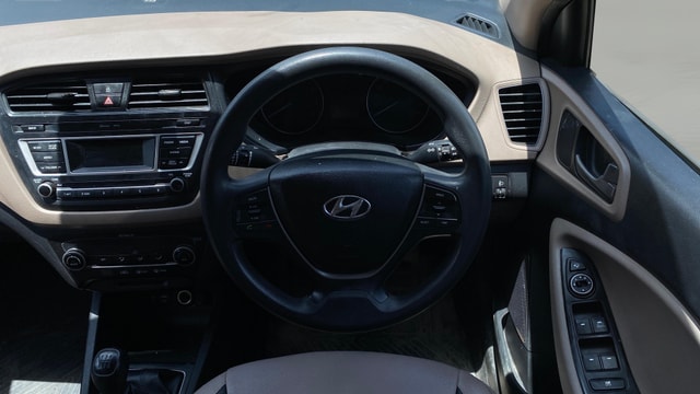 View Hyundai Elite i20 Image 21 Used Hyundai Elite i20 Image 21