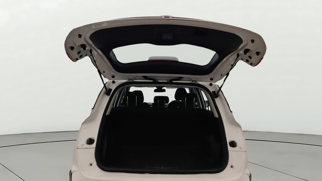 View MG Hector Image 17 Used MG Hector Image 17