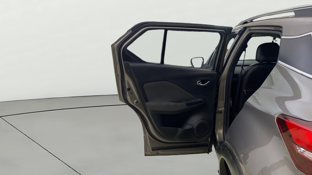 View Nissan Kicks Image 22 Used Nissan Kicks Image 22