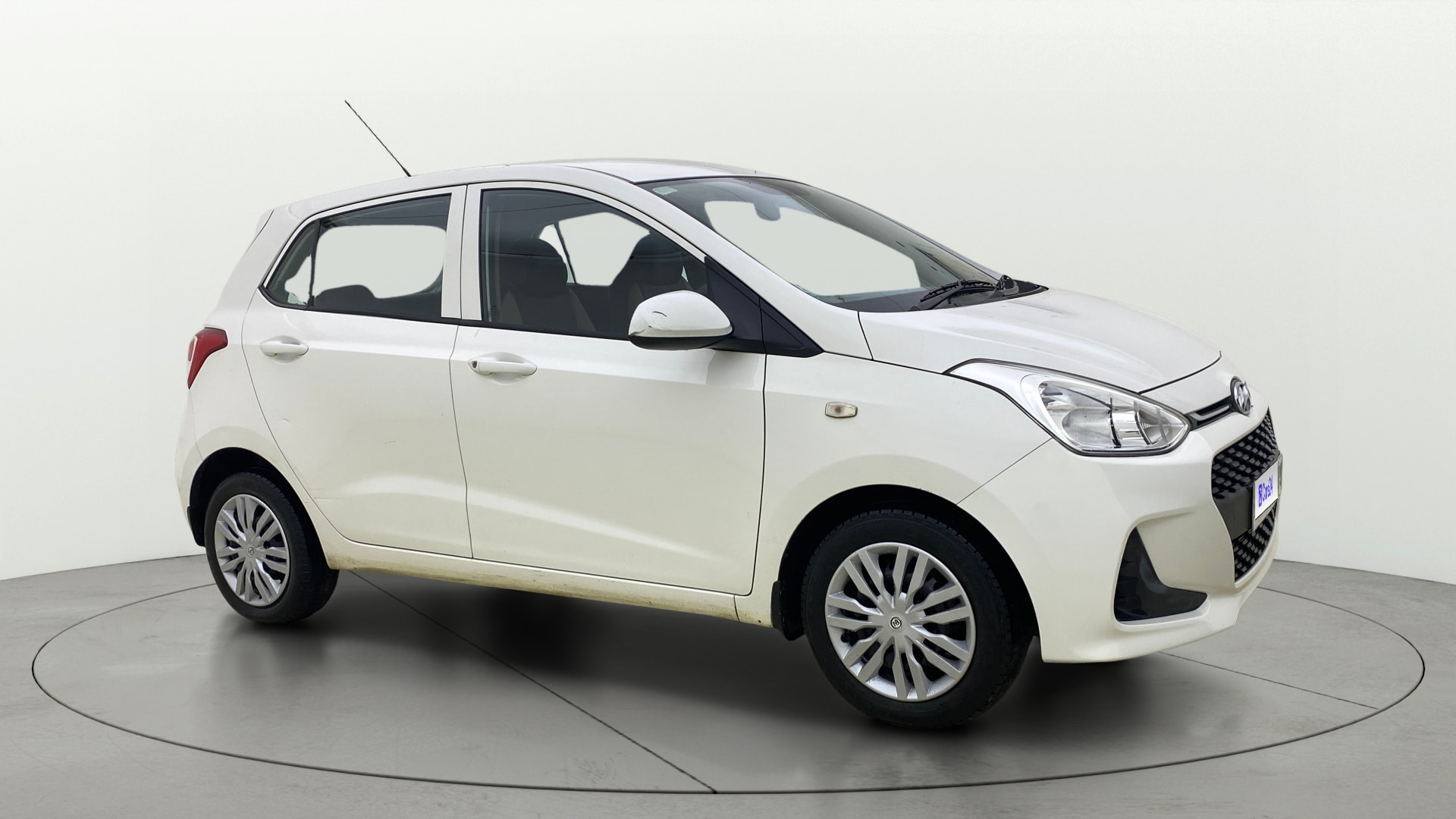 View 2018 Hyundai Grand i10 Magna 1.2 Kappa VTVT Image 13 Used 2018 Hyundai Grand i10 Magna 1.2 Kappa VTVT Image 13