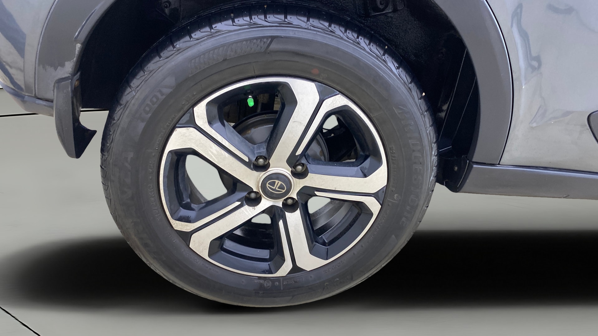 View 2021 Tata Nexon Revotron XE Image 34 Used 2021 Tata Nexon Revotron XE Image 34