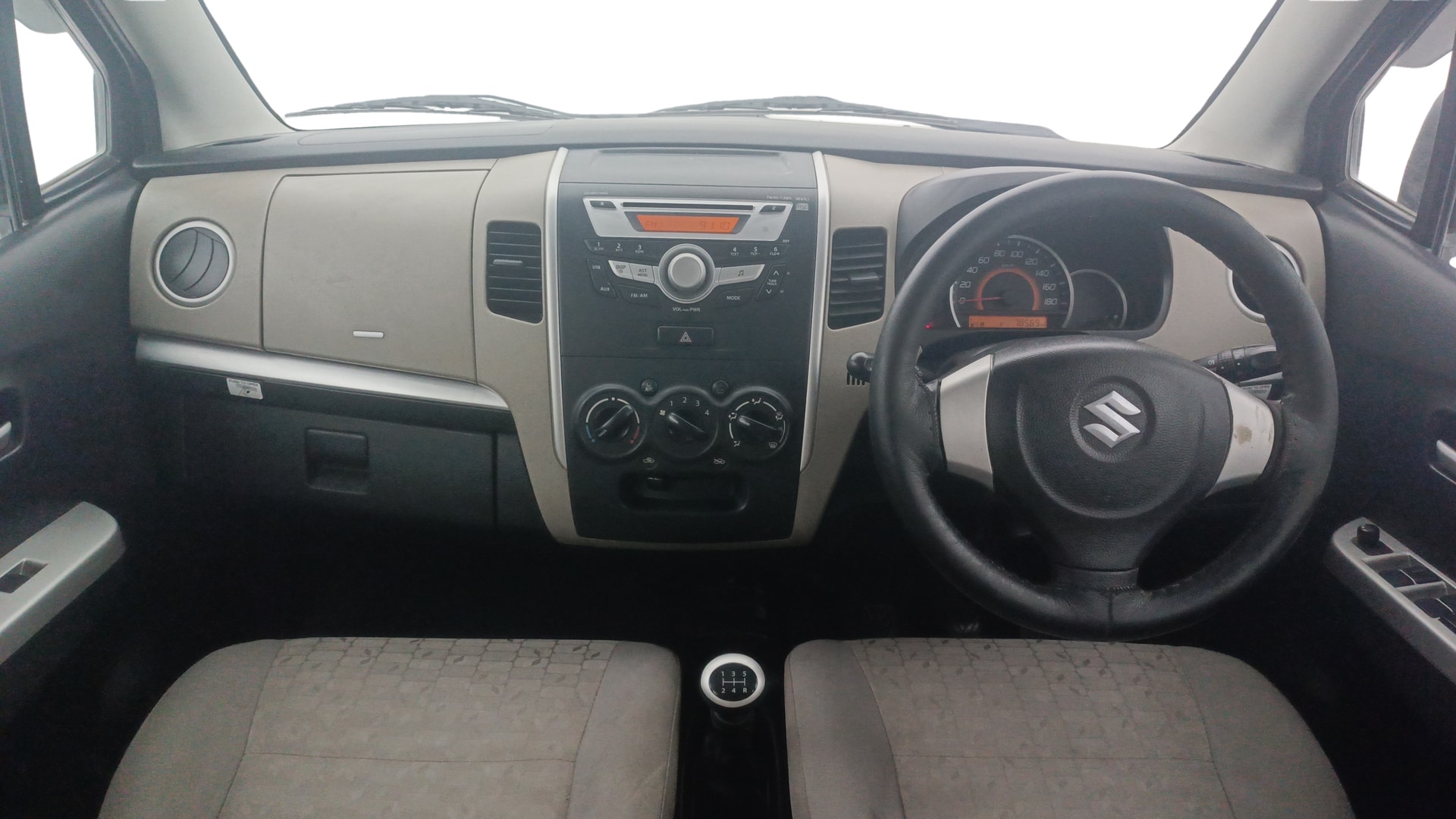 View 2015 Maruti Suzuki 1000 Base Variant Image 15 Used 2015 Maruti Suzuki 1000 Base Variant Image 15