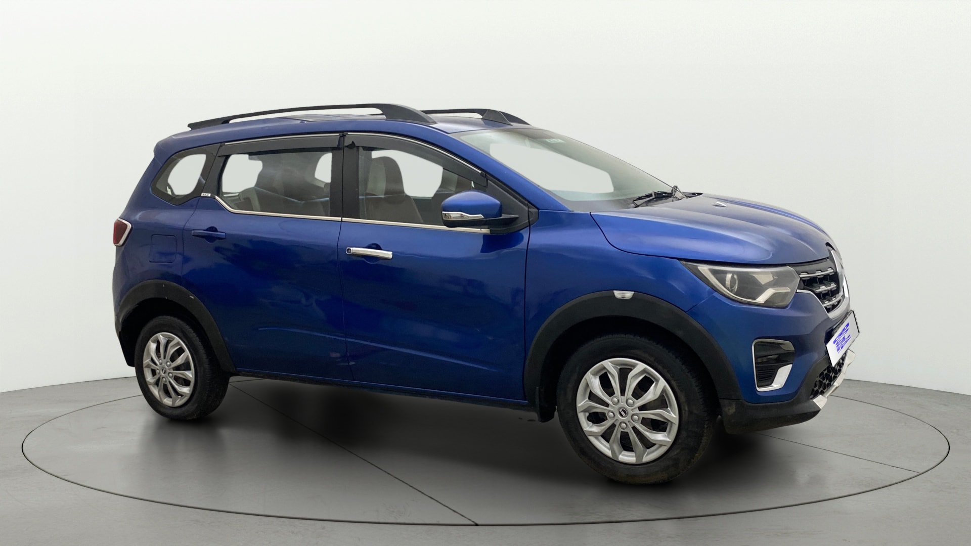 View 2020 Renault Triber RXZ Image 38 Used 2020 Renault Triber RXZ Image 38