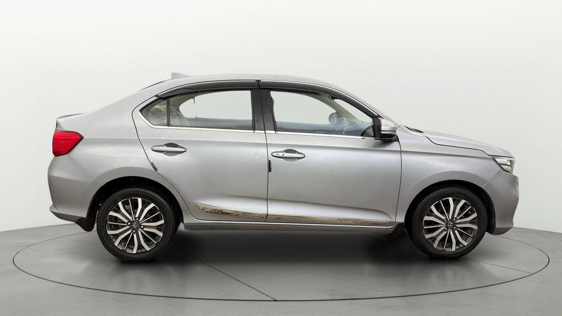 View 2018 Honda Amaze E MT Petrol BS IV Image 8 Used 2018 Honda Amaze E MT Petrol BS IV Image 8