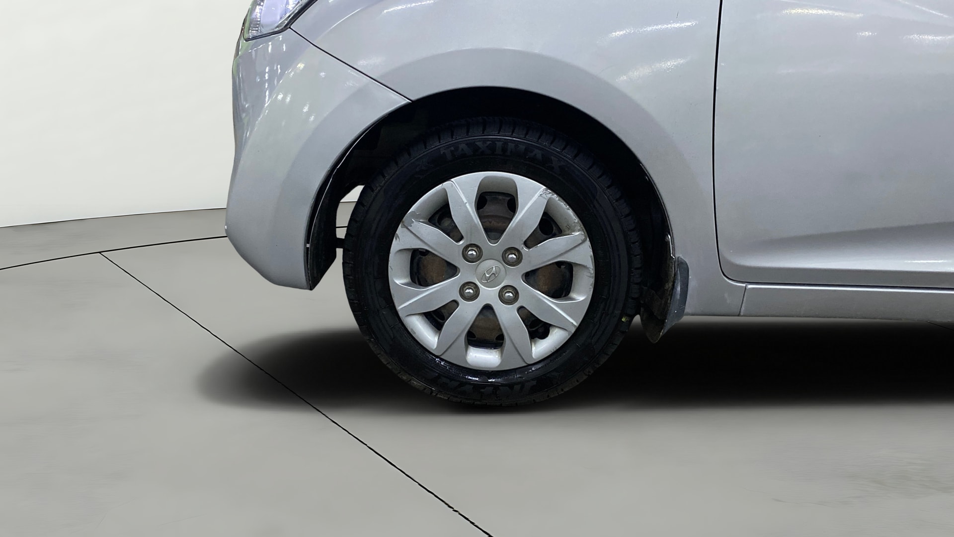 View 2016 Hyundai EON Magna Plus Image 32 Used 2016 Hyundai EON Magna Plus Image 32
