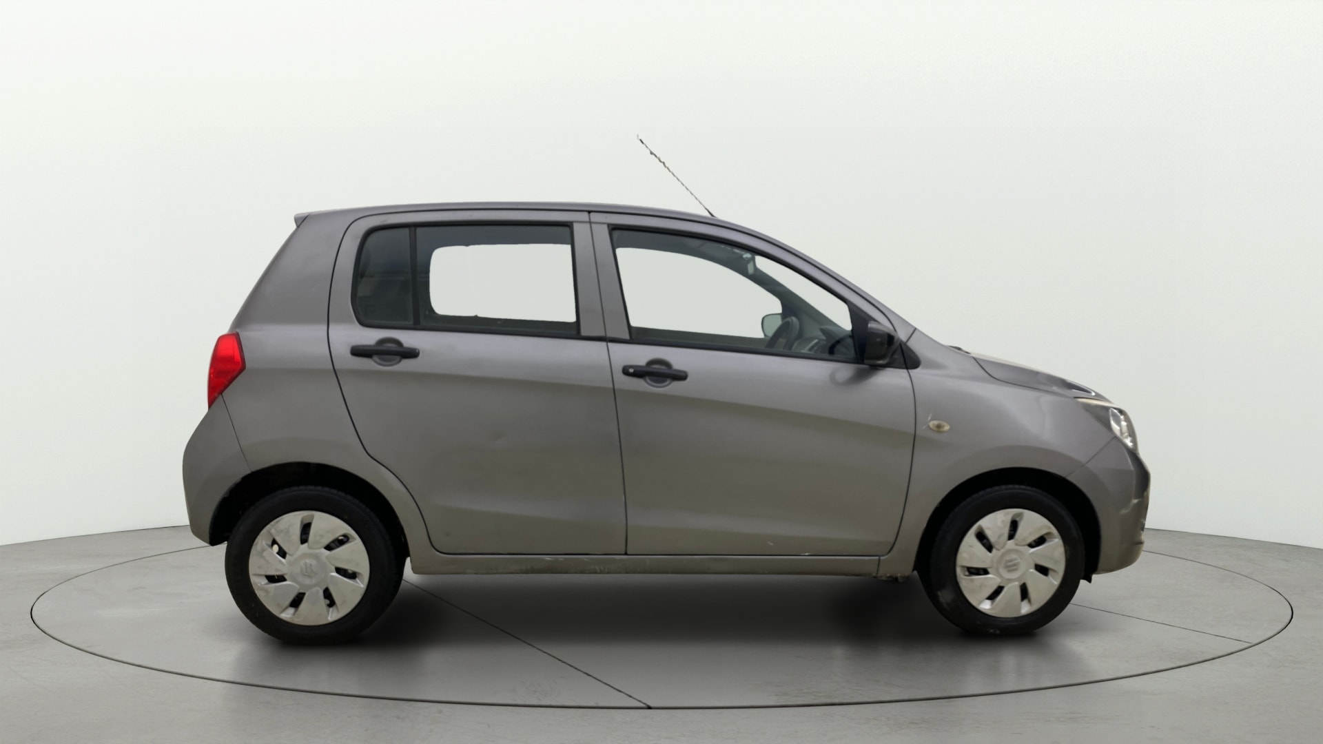 View 2016 Maruti Suzuki 1000 Base Variant Image 26 Used 2016 Maruti Suzuki 1000 Base Variant Image 26