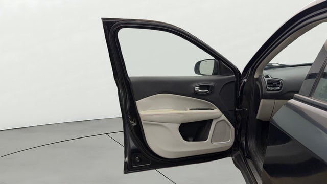 View Jeep Compass Image 31 Used Jeep Compass Image 31