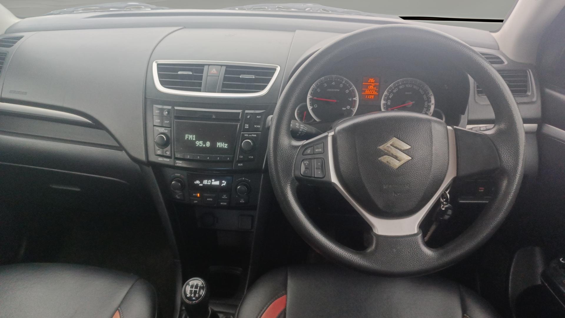 View 2013 Maruti Suzuki 1000 Base Variant Image 20 Used 2013 Maruti Suzuki 1000 Base Variant Image 20