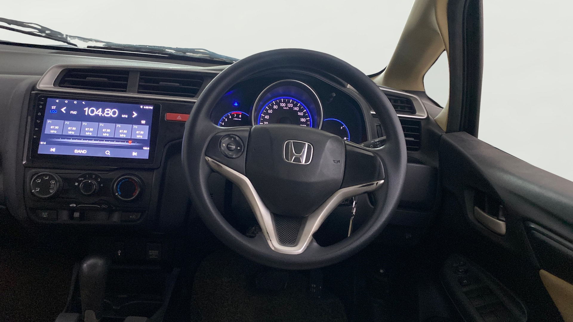 View 2016 Honda Jazz E MT Diesel Image 20 Used 2016 Honda Jazz E MT Diesel Image 20