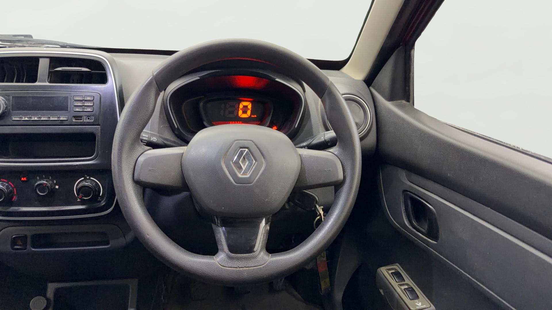 View 2016 Renault Kwid RXT 1.0 Image 20 Used 2016 Renault Kwid RXT 1.0 Image 20