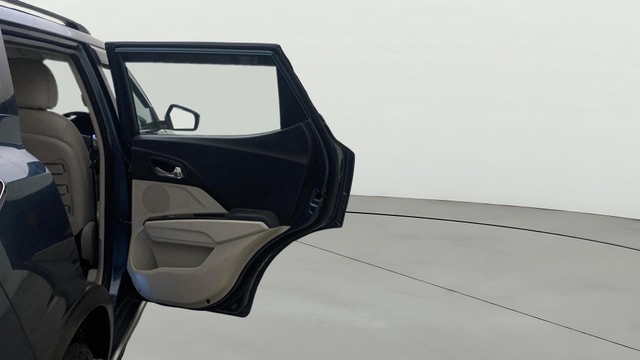 View Mahindra XUV300 Image 6 Used Mahindra XUV300 Image 6