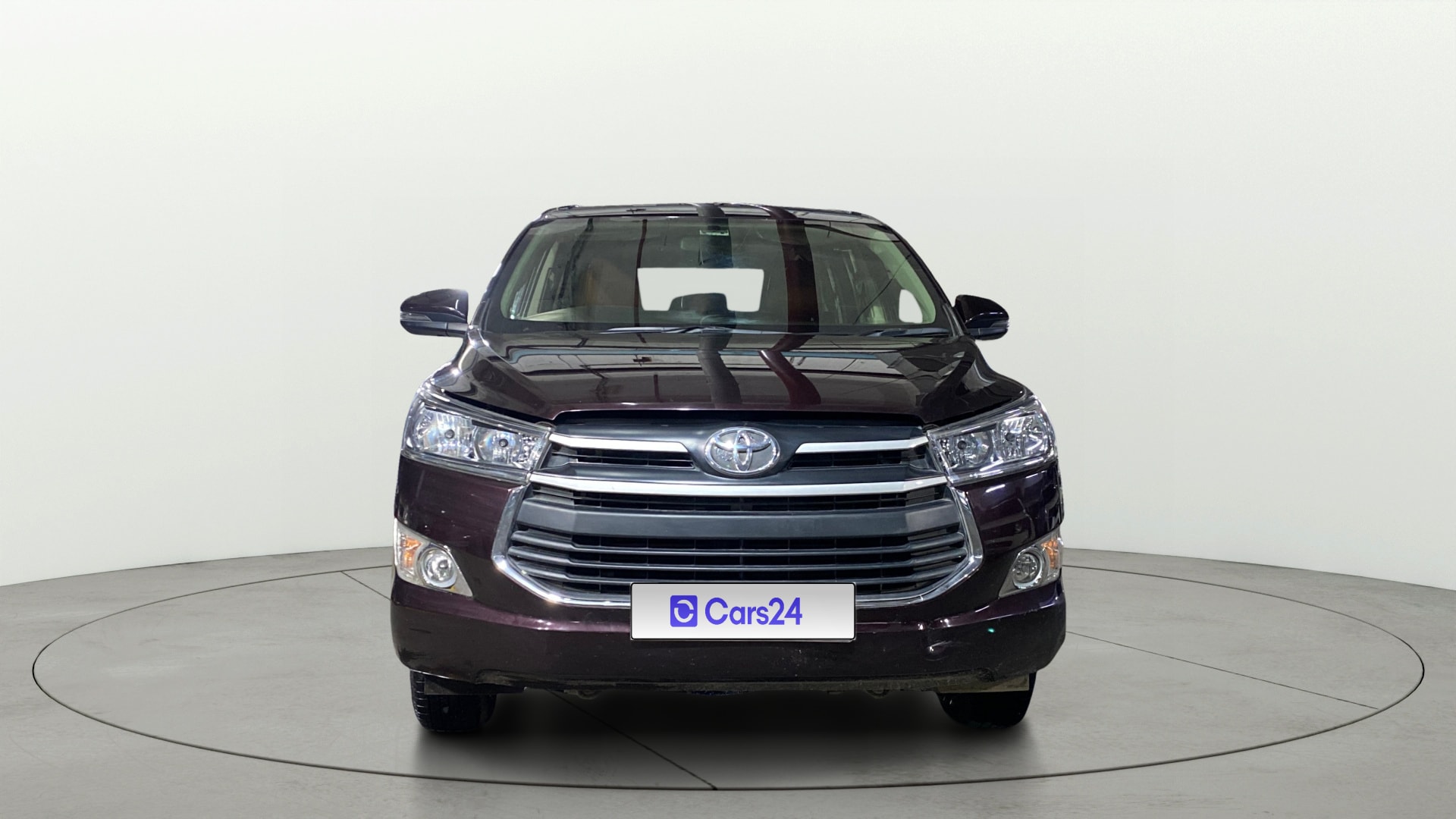 View 2018 Toyota Innova Crysta 2.4 GX MT 8-Seater BS IV Image 1 Used 2018 Toyota Innova Crysta 2.4 GX MT 8-Seater BS IV Image 1