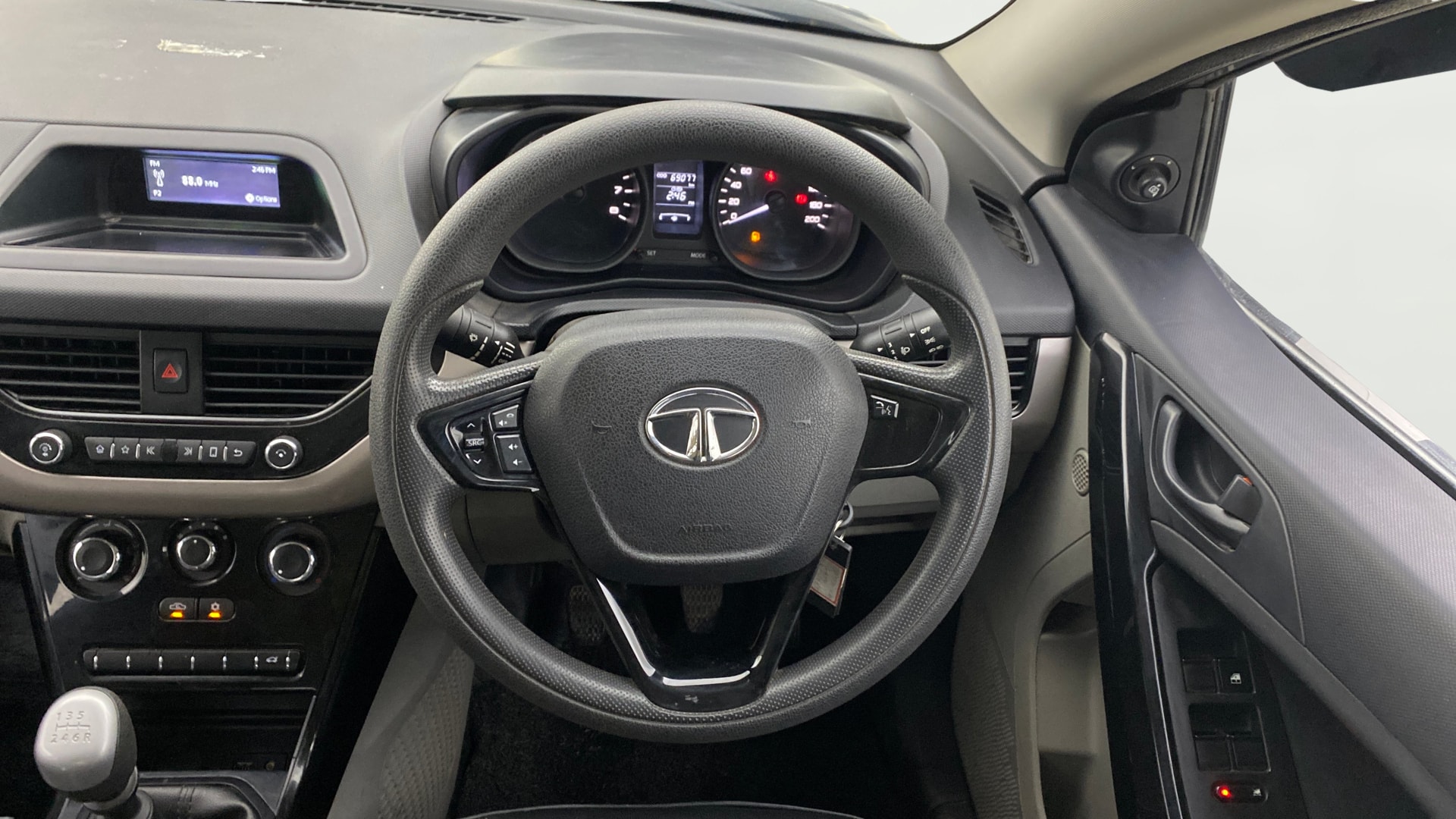 View 2020 Tata Nexon Revotorq XM Image 20 Used 2020 Tata Nexon Revotorq XM Image 20