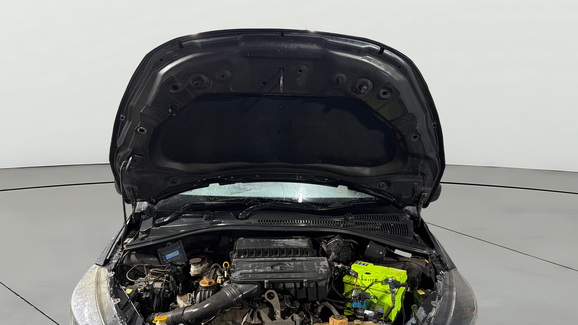 View 2022 Tata Tigor XE Diesel Image 31 Used 2022 Tata Tigor XE Diesel Image 31