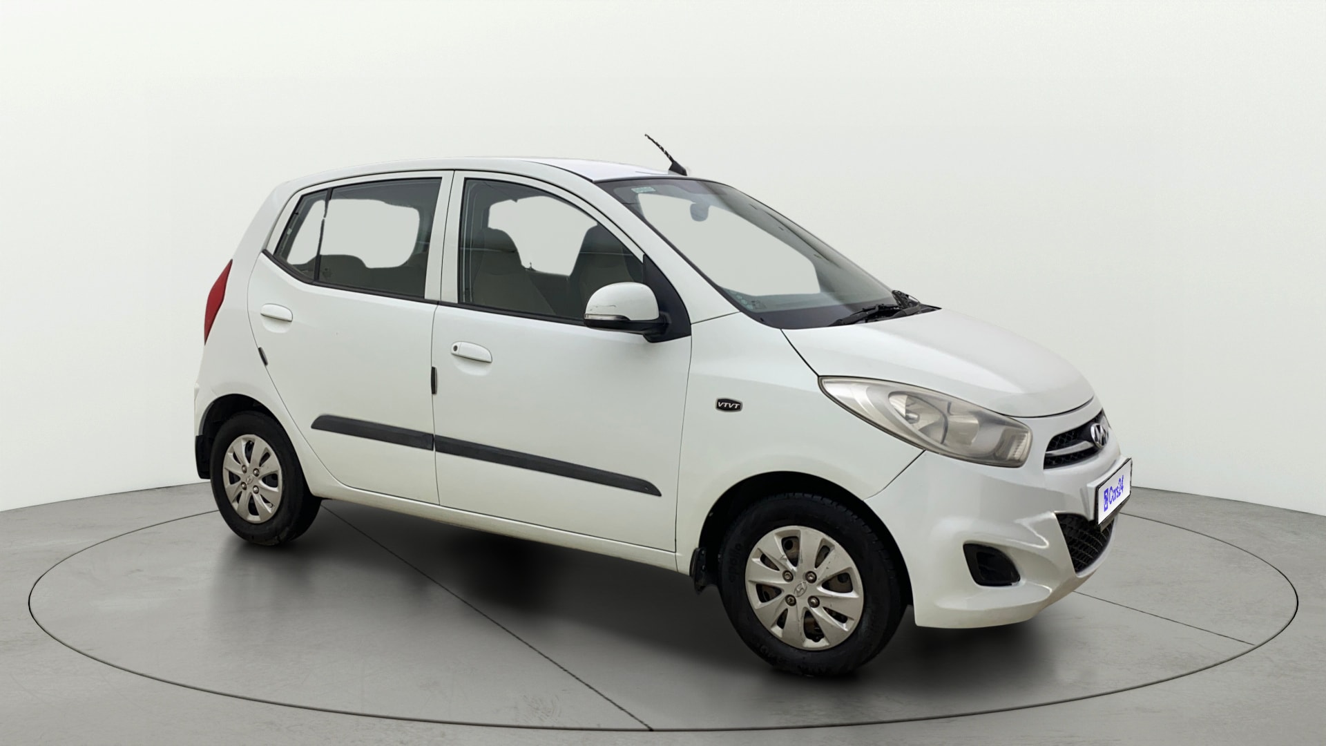 View 2013 Hyundai i10 1.2 Sportz AT Image 13 Used 2013 Hyundai i10 1.2 Sportz AT Image 13