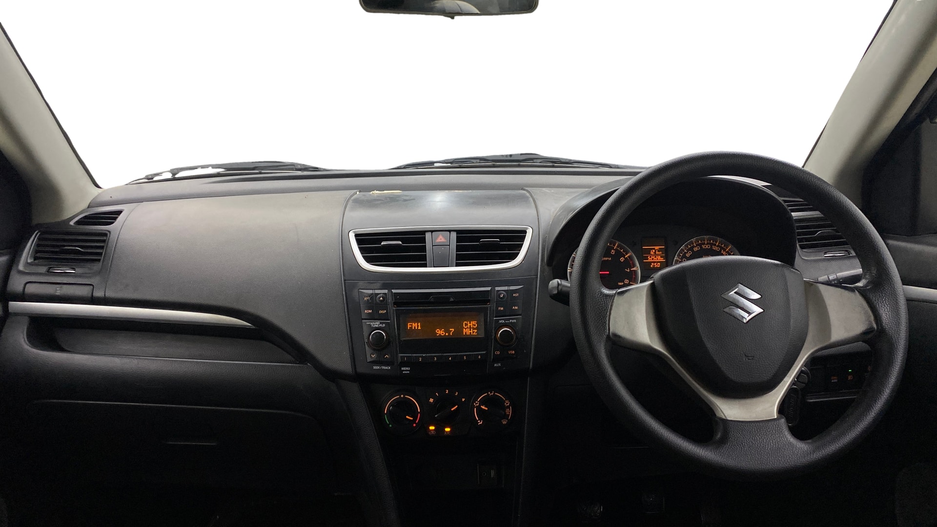 View 2015 Maruti Suzuki 1000 Base Variant Image 15 Used 2015 Maruti Suzuki 1000 Base Variant Image 15