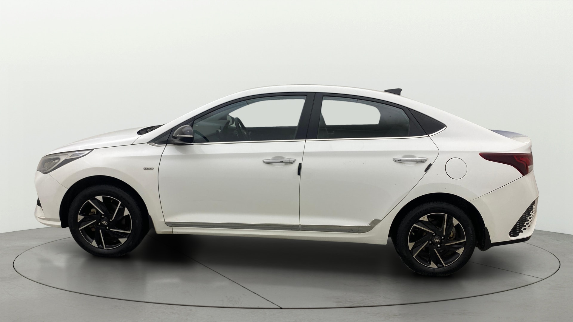 Used 2022 Hyundai Verna Used 2022 Hyundai Verna